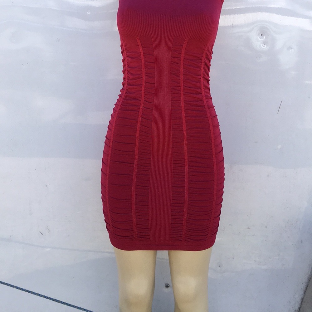 Dress - Picture 2 of 3